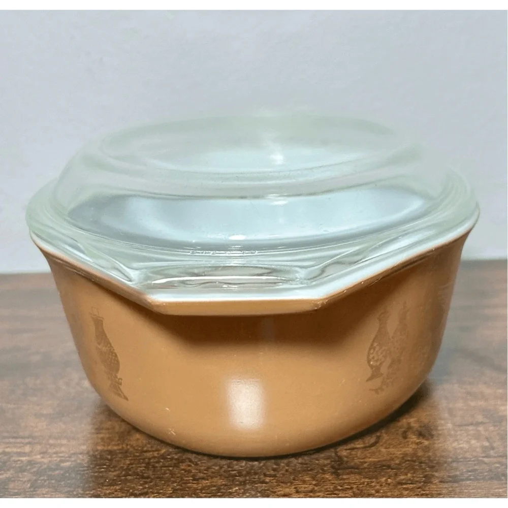 Vintage Pyrex Early American Oval Casserole Bowl Dish Gold Brown 043 1 1/2 Quart